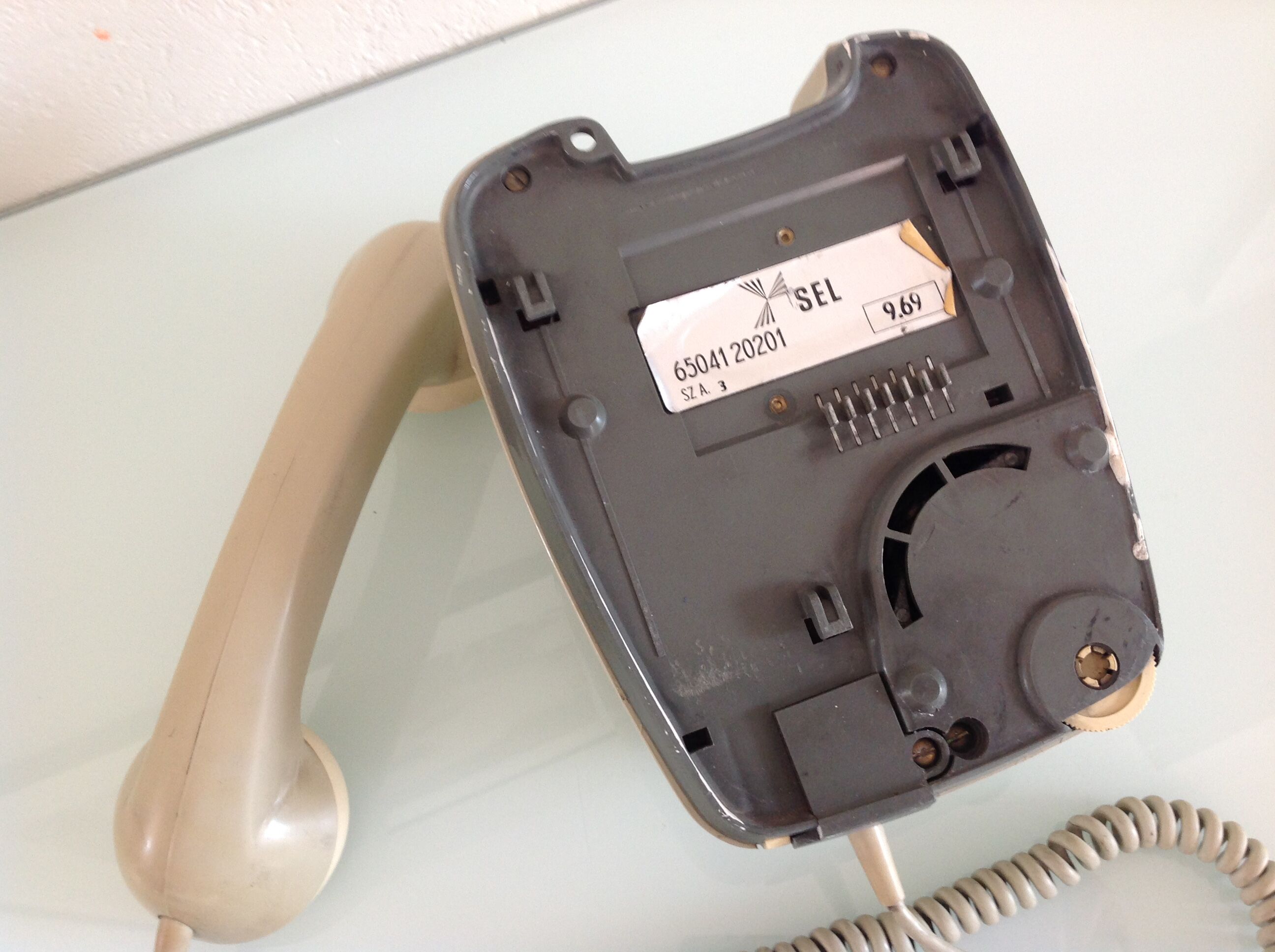 Wall workshop telephone vintage