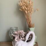 Swan cache pot