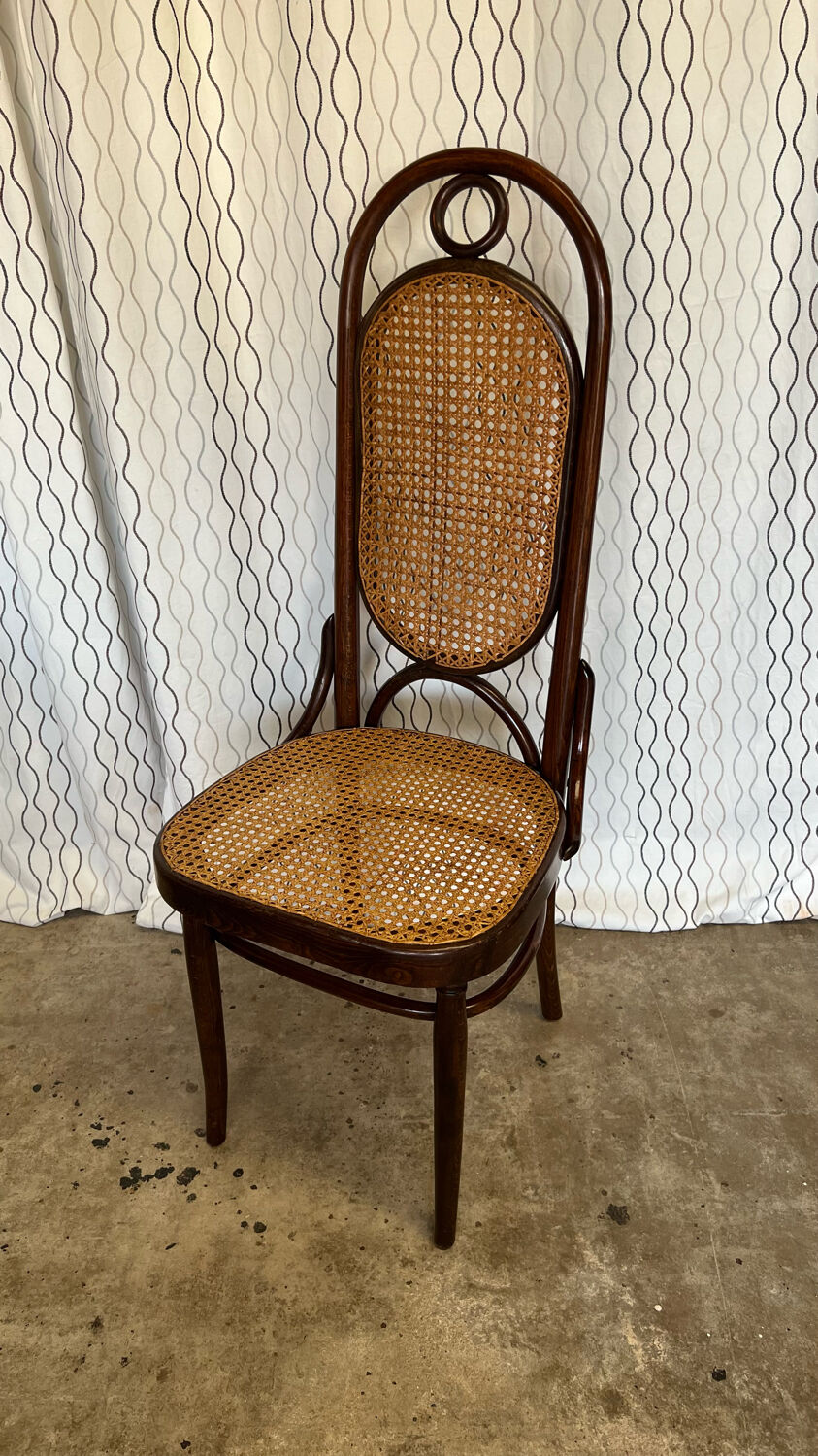 Chaise Thonet n*17 en bois courbé et cannage