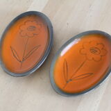 Set of 2 ceramic aperitif cups Niedervillers Calut, mid century, orange flowers