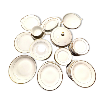 Services de table 68 pc en porcelaine Georges boyer limoges
