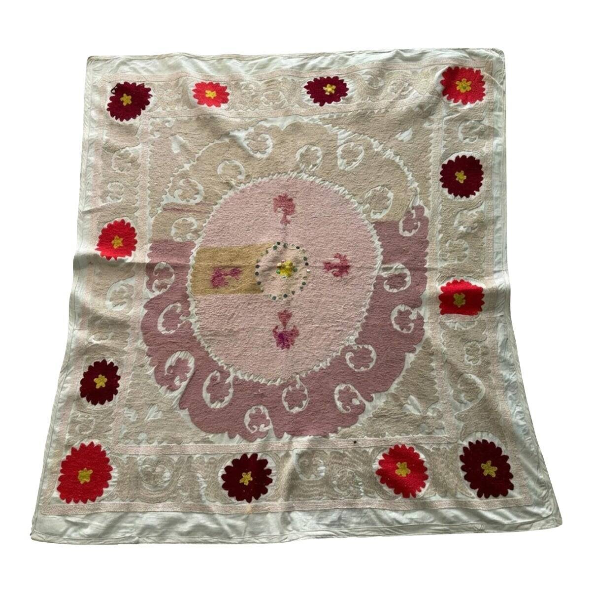 Vintage hand-embroidered tablecloth 122x131 cm