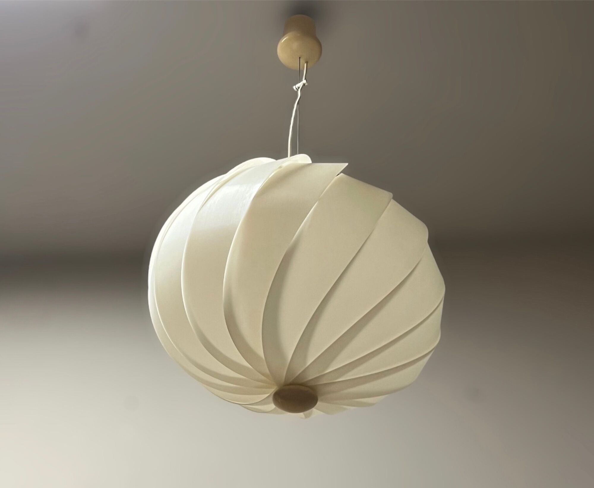 Sculptural Design Lamp 'Alicante' by Emanuele Porzio for Harvey Guzzini, 60s