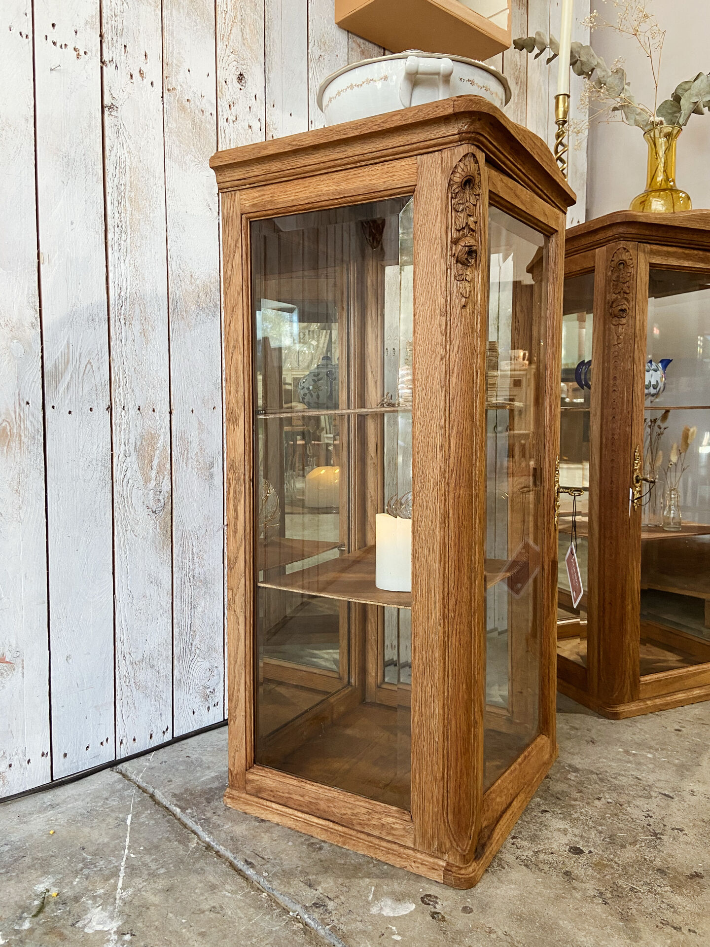 Lot de 2 Vitrines art déco bois massif
