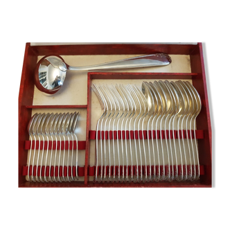 Silver housewife with 36 place settings and ladle