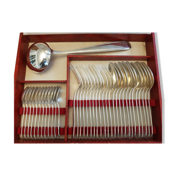 Ménagère en argent 36 couverts et sa louche