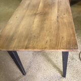 Farm table