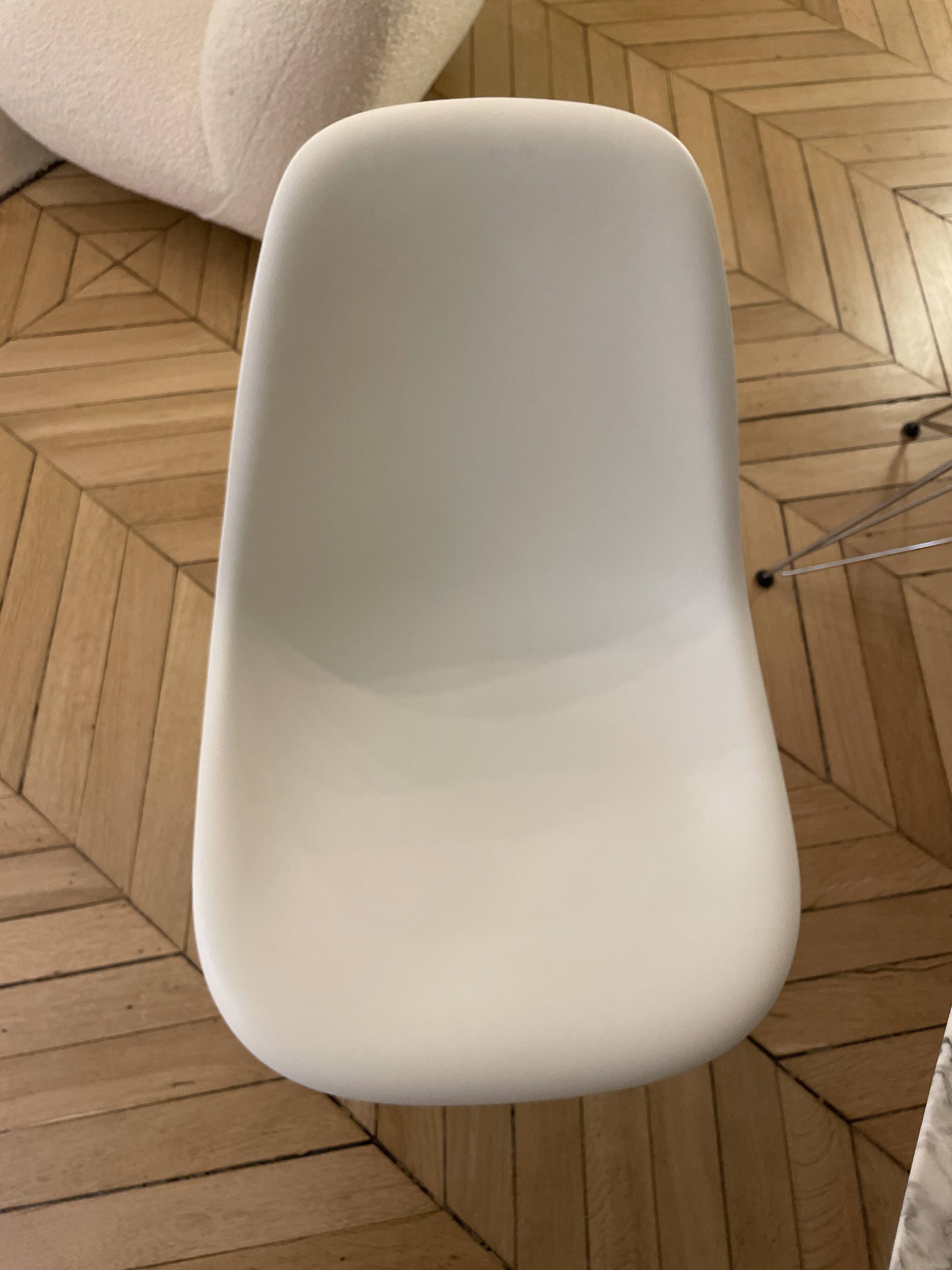 Eames chair