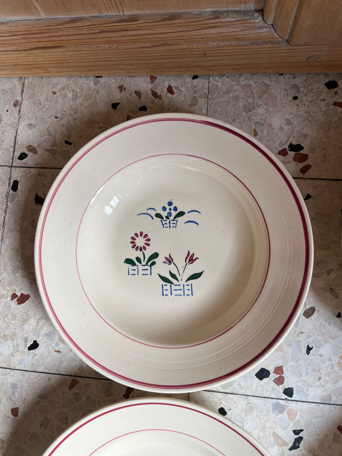 4 deep plates