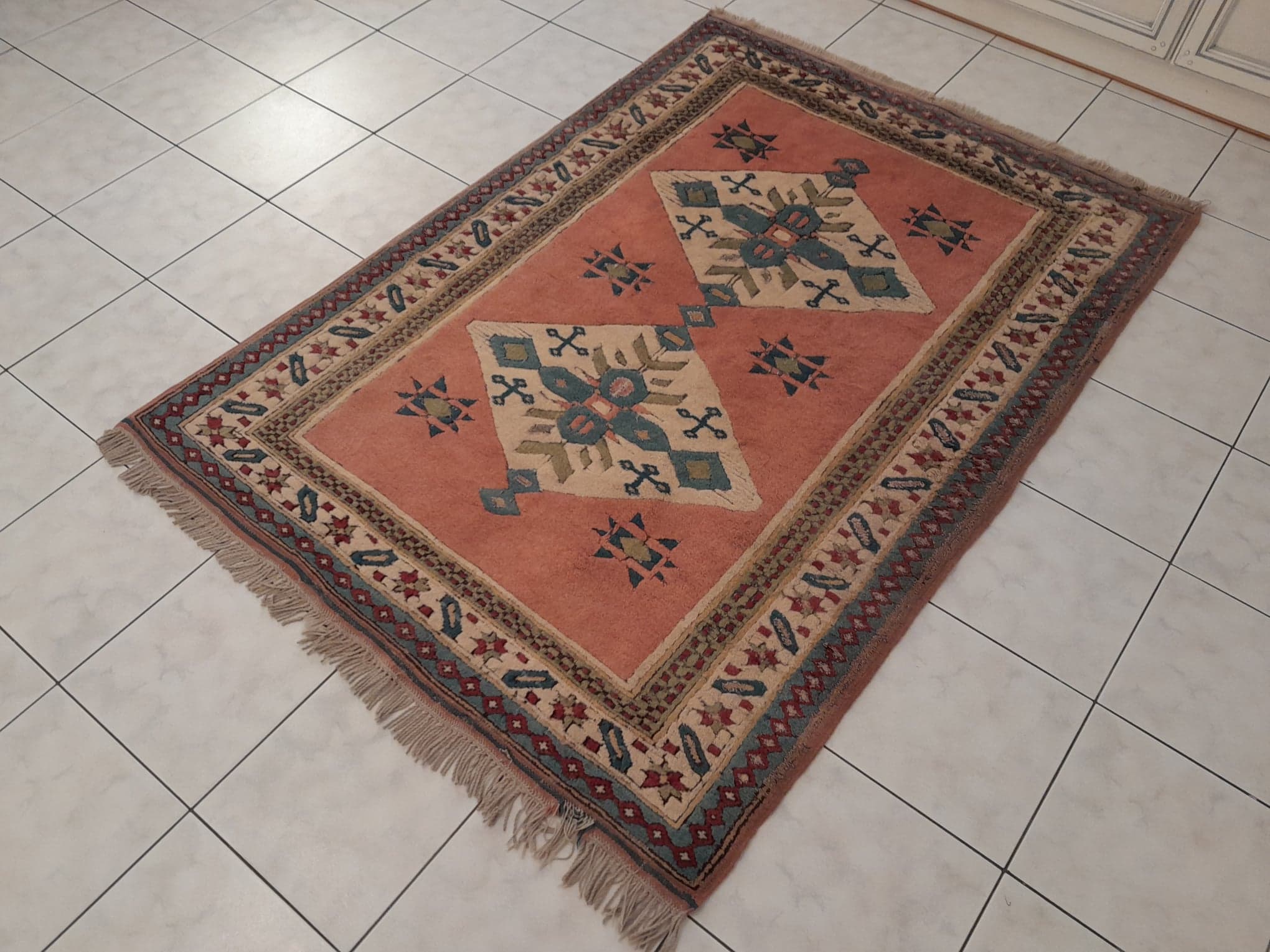 Handmade Kars carpet 200x140cm Selency