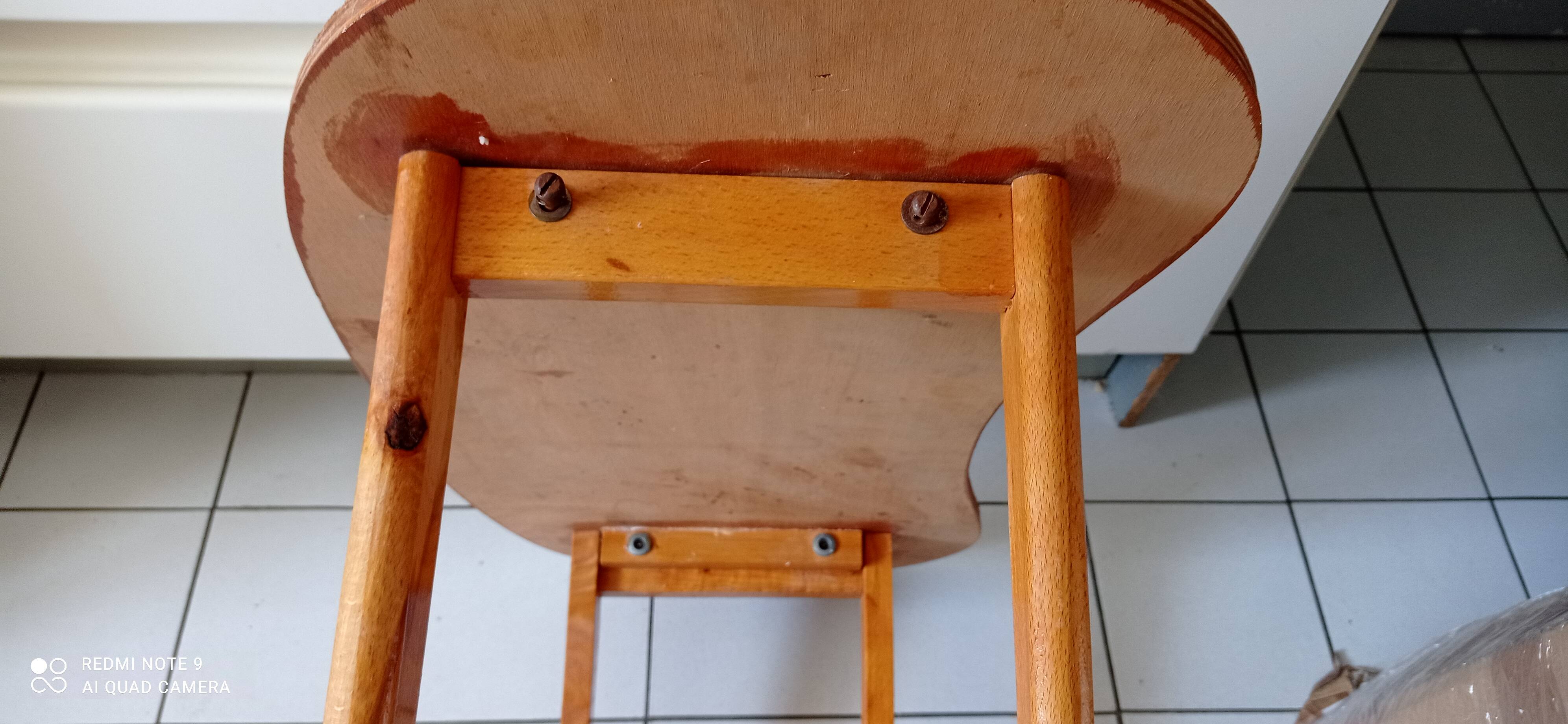 Scandinavian compass leg bean table