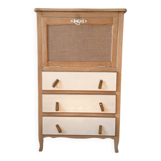 Beech secretary