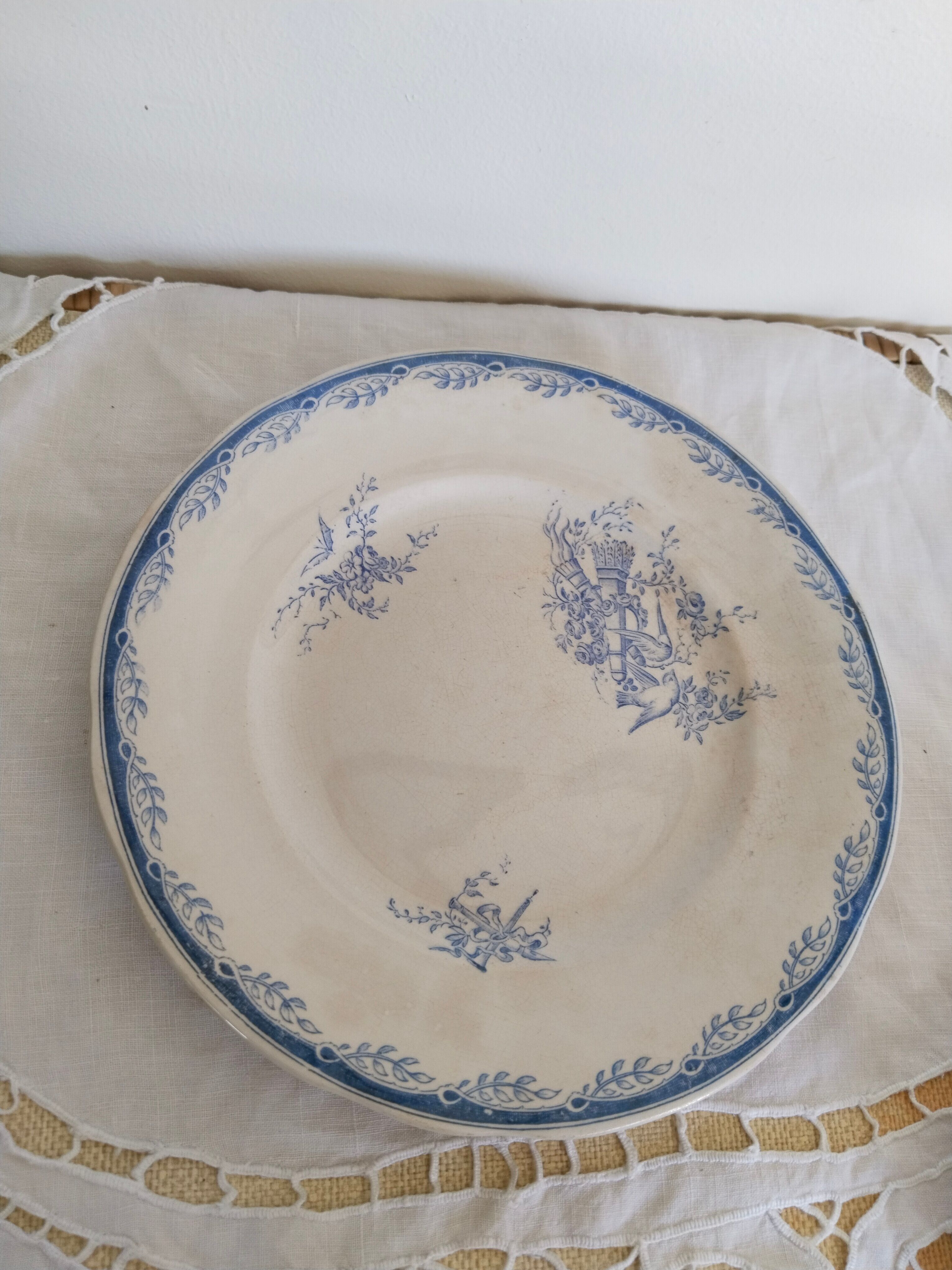 Earthenware dinner plates from Sarreguemines, Watteau, U & C, 1950s