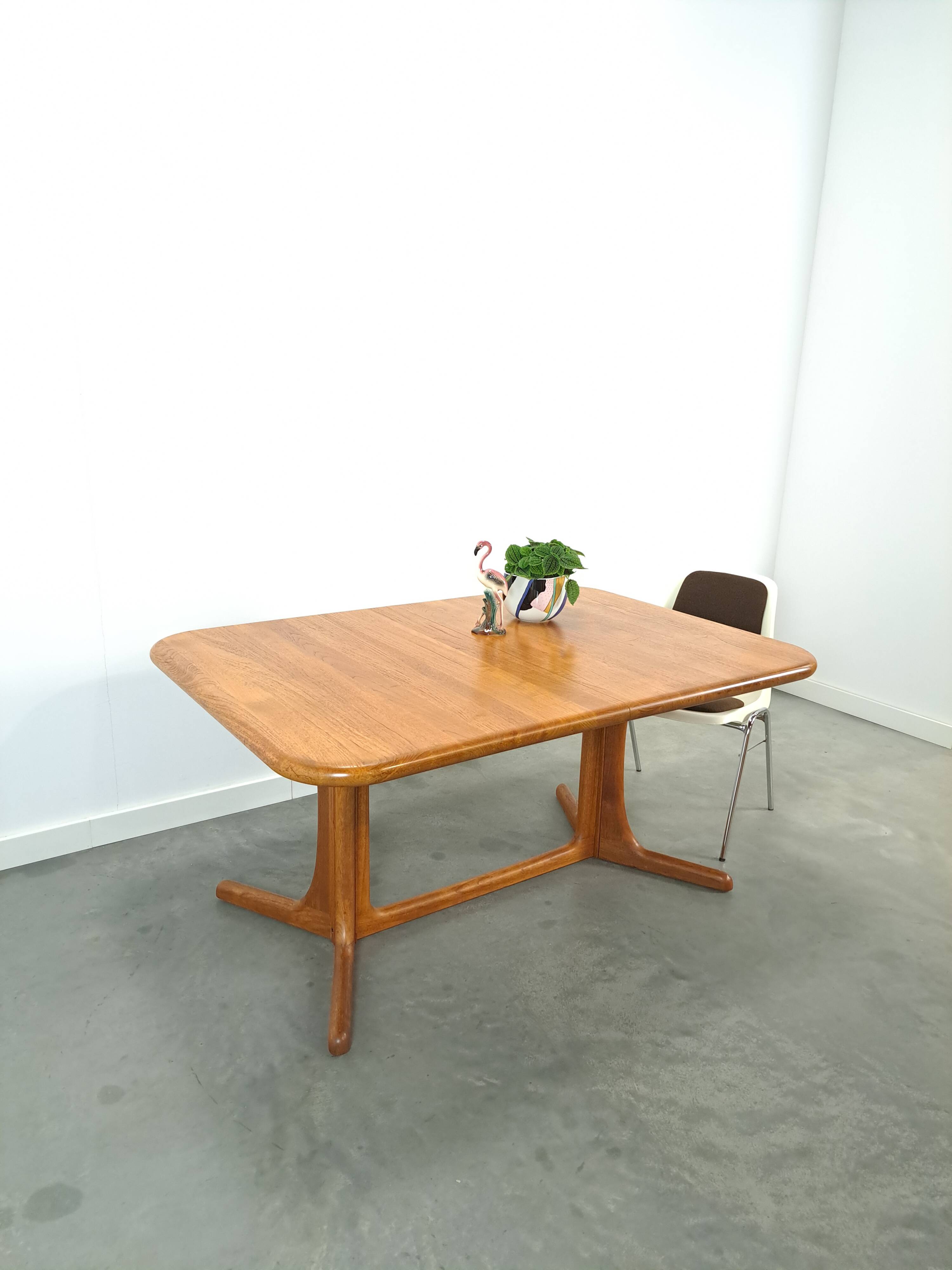 XL Deense uitschuifbare teak eettafel