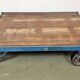 Table basse industrielle bleue, années 1960