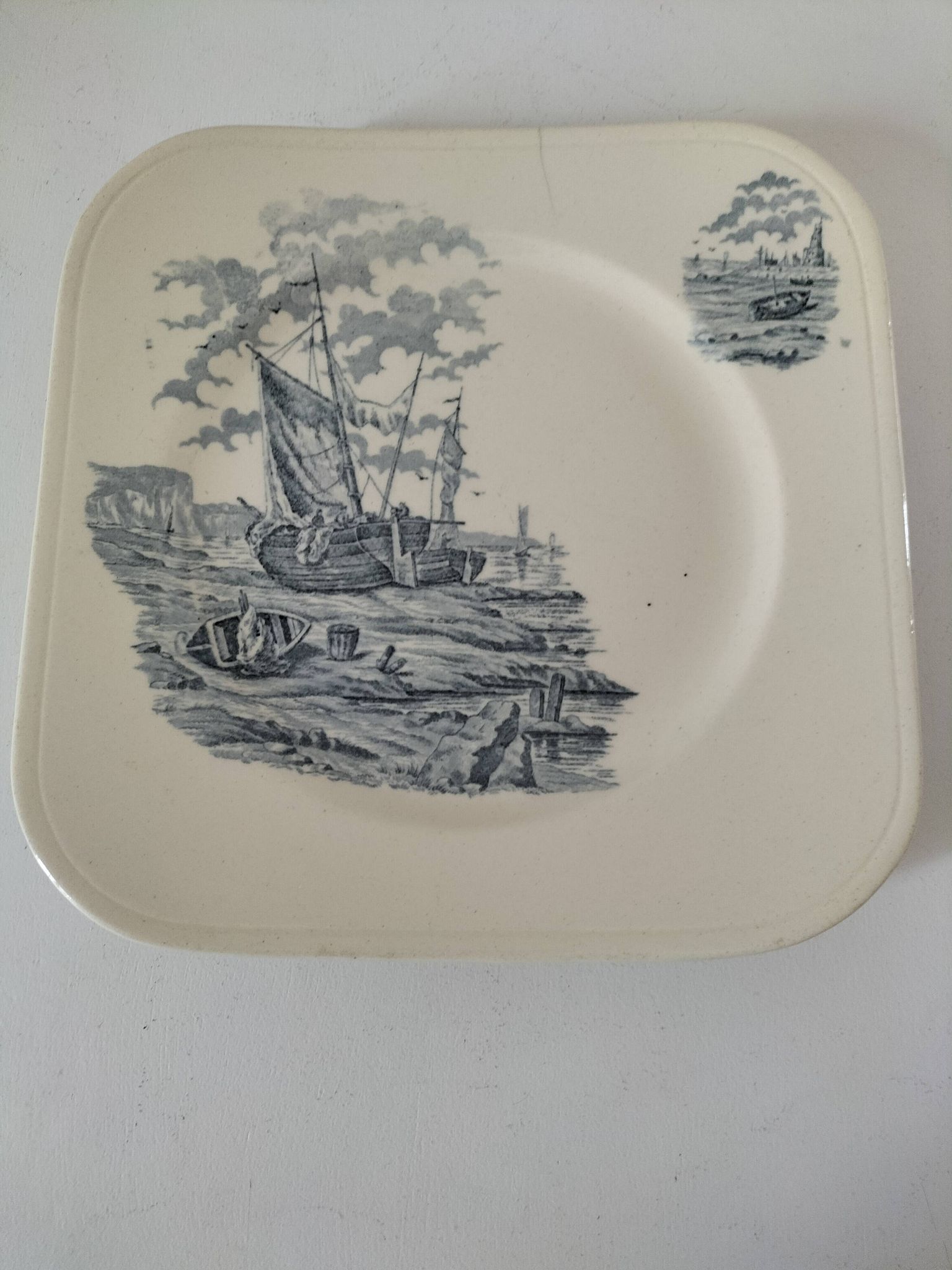 Square plate Longchamp model Beach