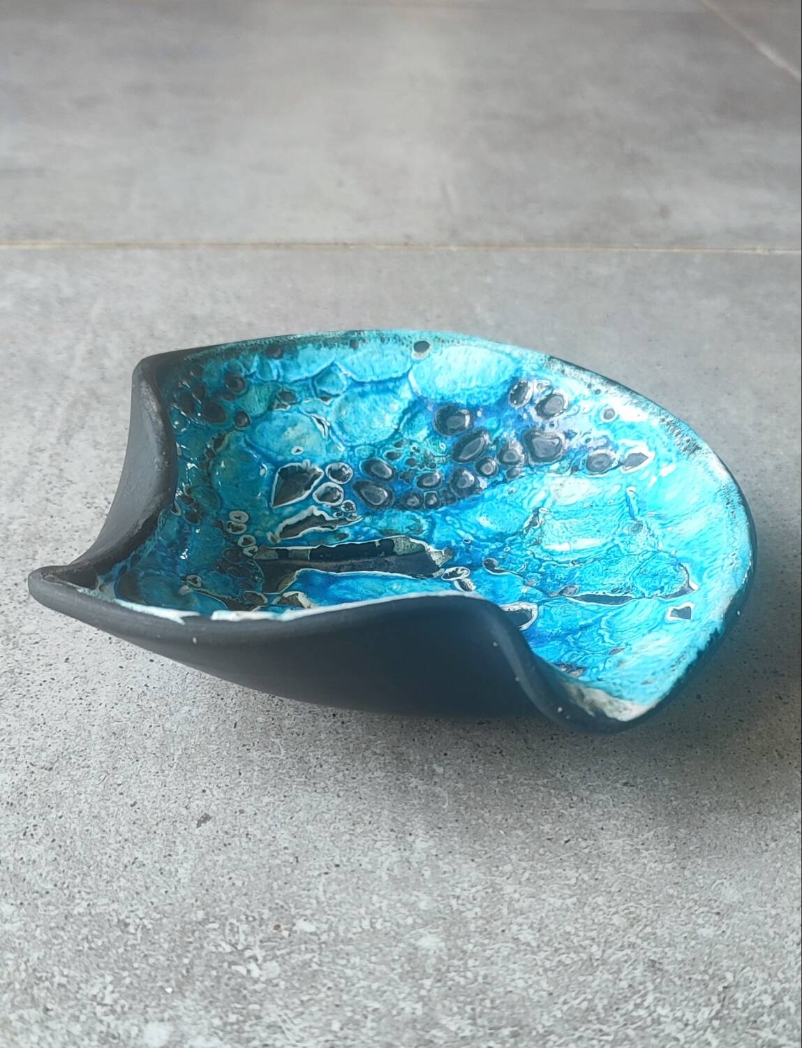 Cyclops ceramic pocket emptier by Emaux des Glaciers