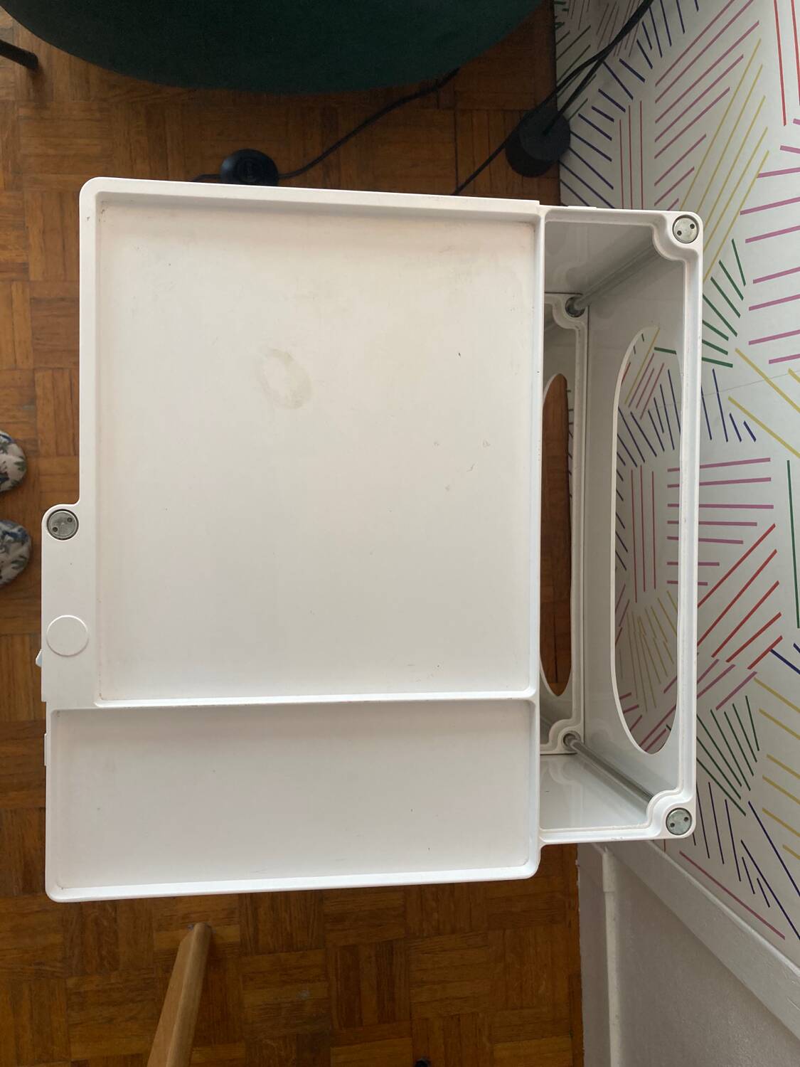 Bobby trolley architect serving trolley