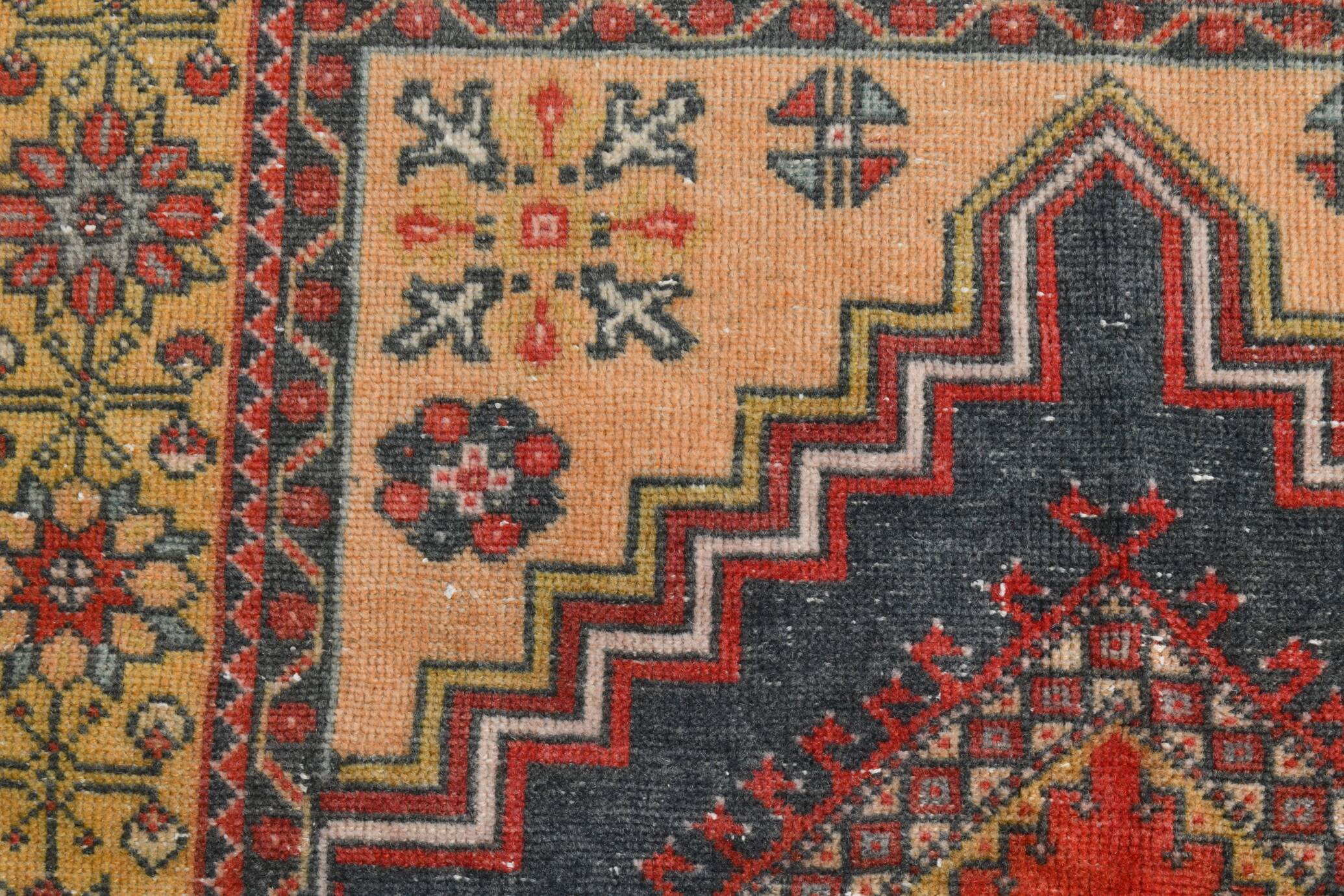 57s Antique Red & Navy Blue Vintage Persian Rug, 106x201Cm