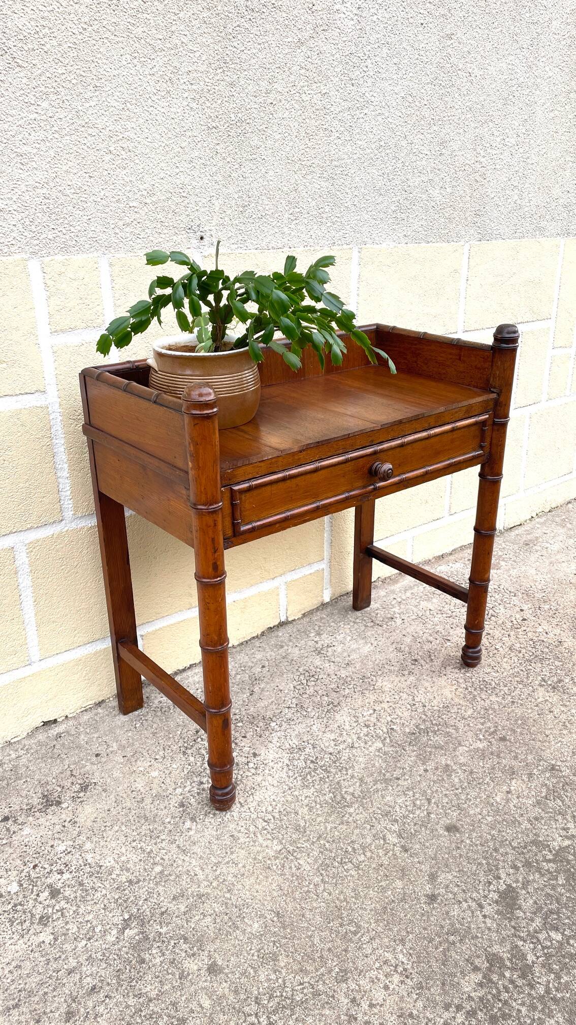 Bureau console 1900 called bamboo