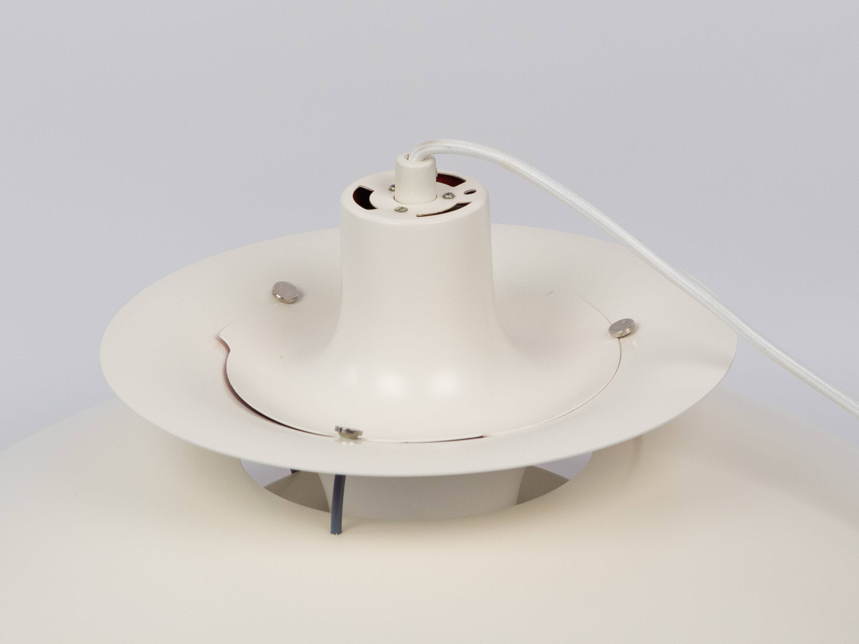 Suspension vintage danoise PH 5 par Poul Henningsen, Louis Poulsen, 1958