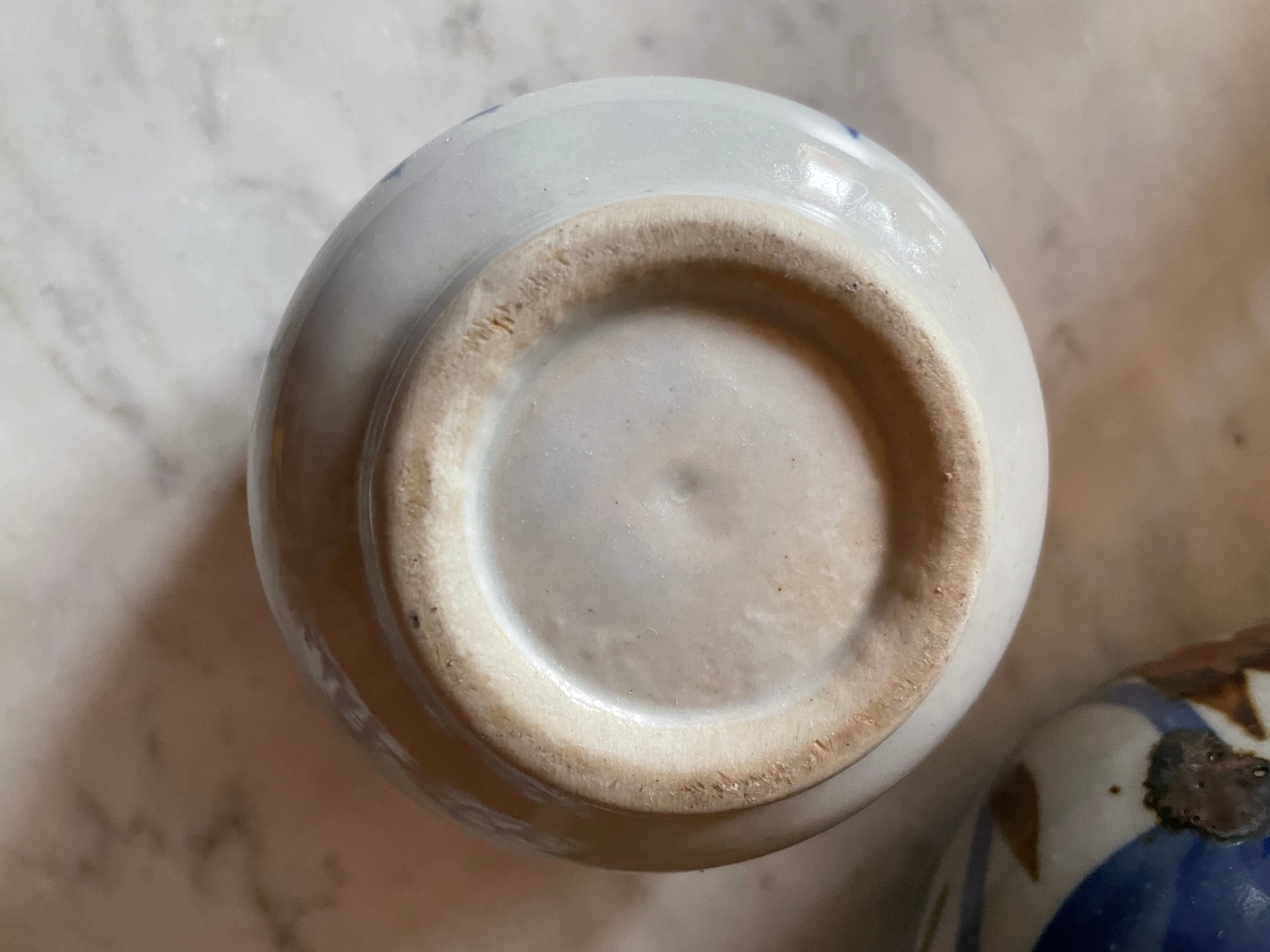 Stoneware tea set, 3 cups