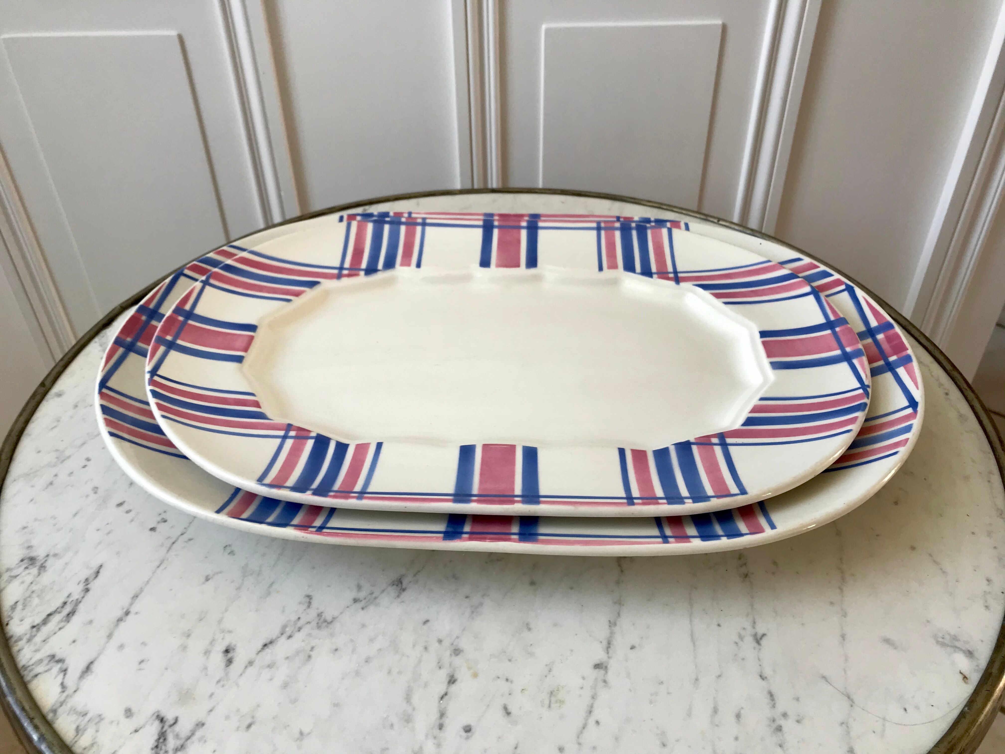 Duo of rectangular dishes HBCM model "Scottish" pink and blue 50s