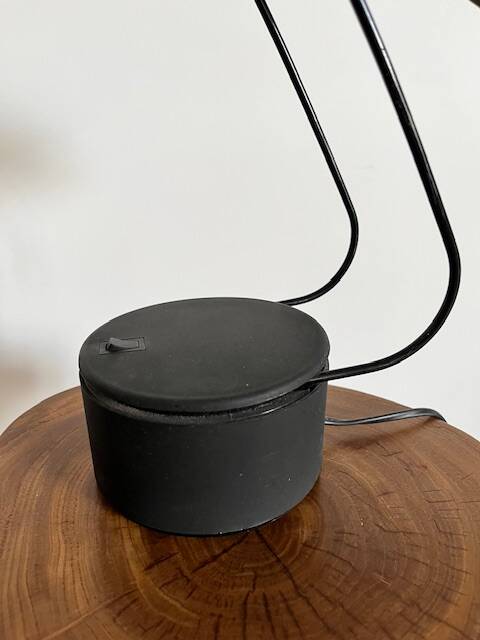 Italiana luce desk lamp Dove model, design Mario Barbaglia and Marco Colombo