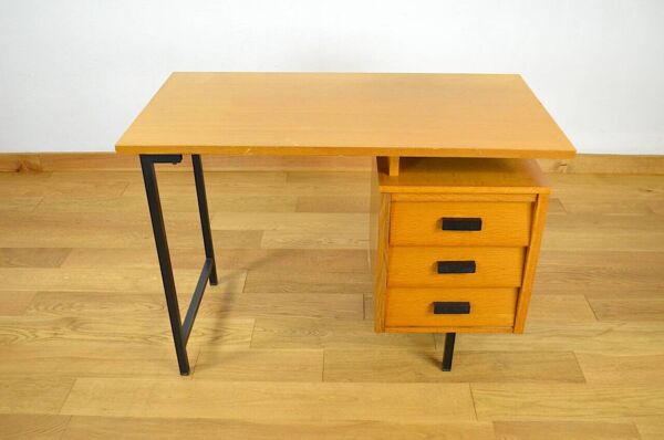 Bureau de Pierre Paulin Modèle CM 172