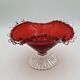 Coupe en verre soufflé rouge