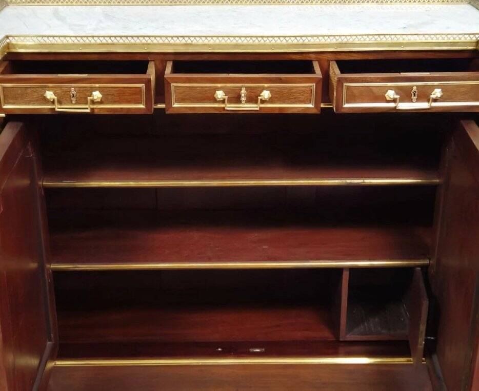 Important mahogany support table with gilded bronze – Marble top