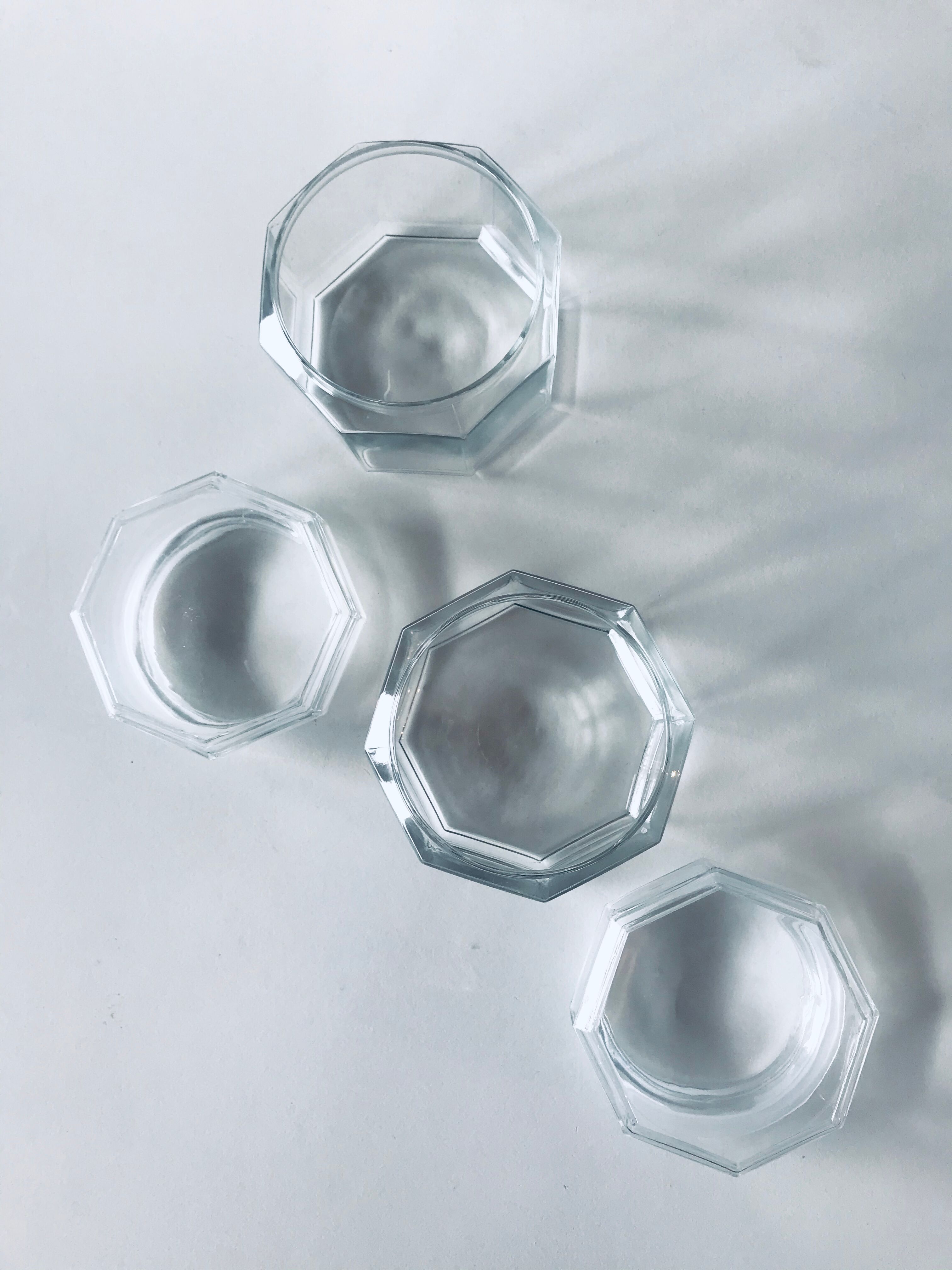 Pots en verre hermétique forme hexagonale