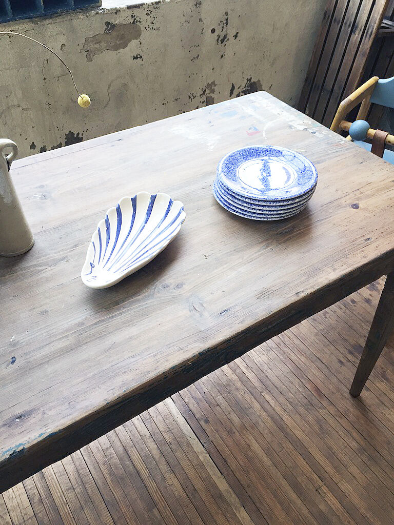 "Seashell" ceramic ravier