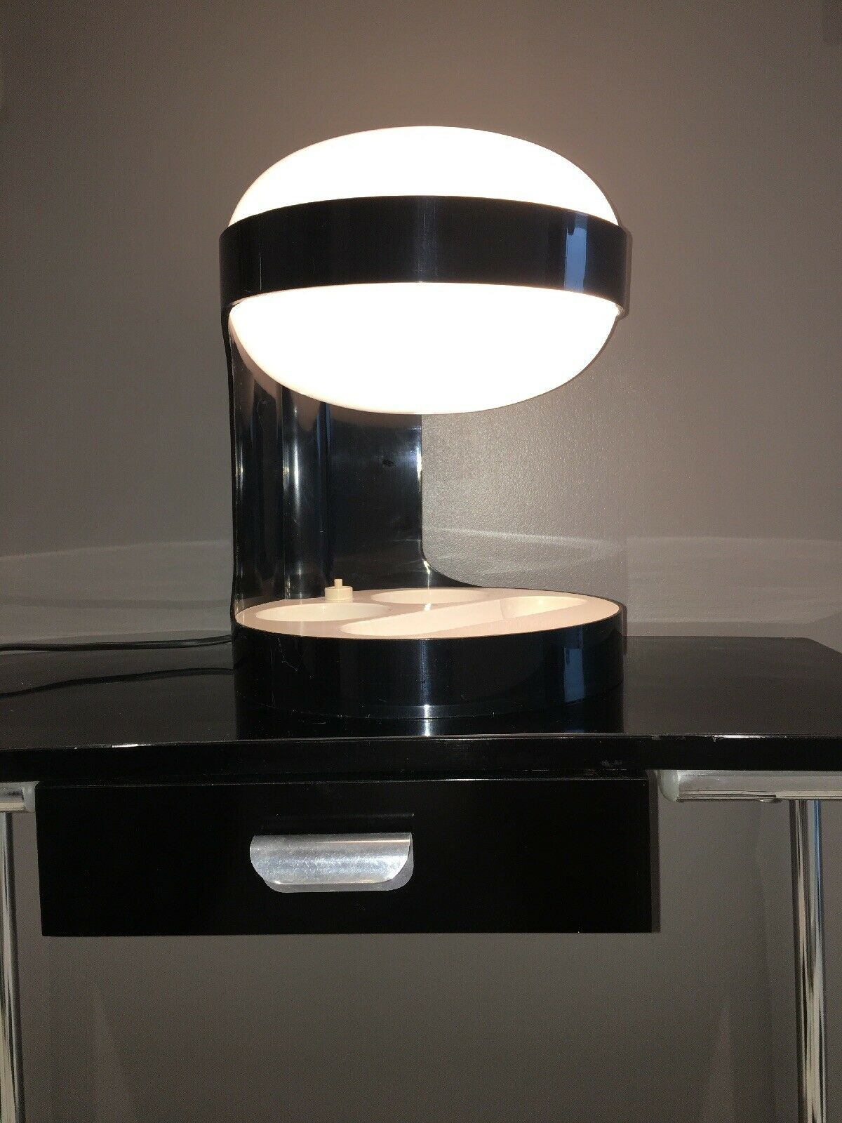 Joe Colombo's KD29 landing lamp