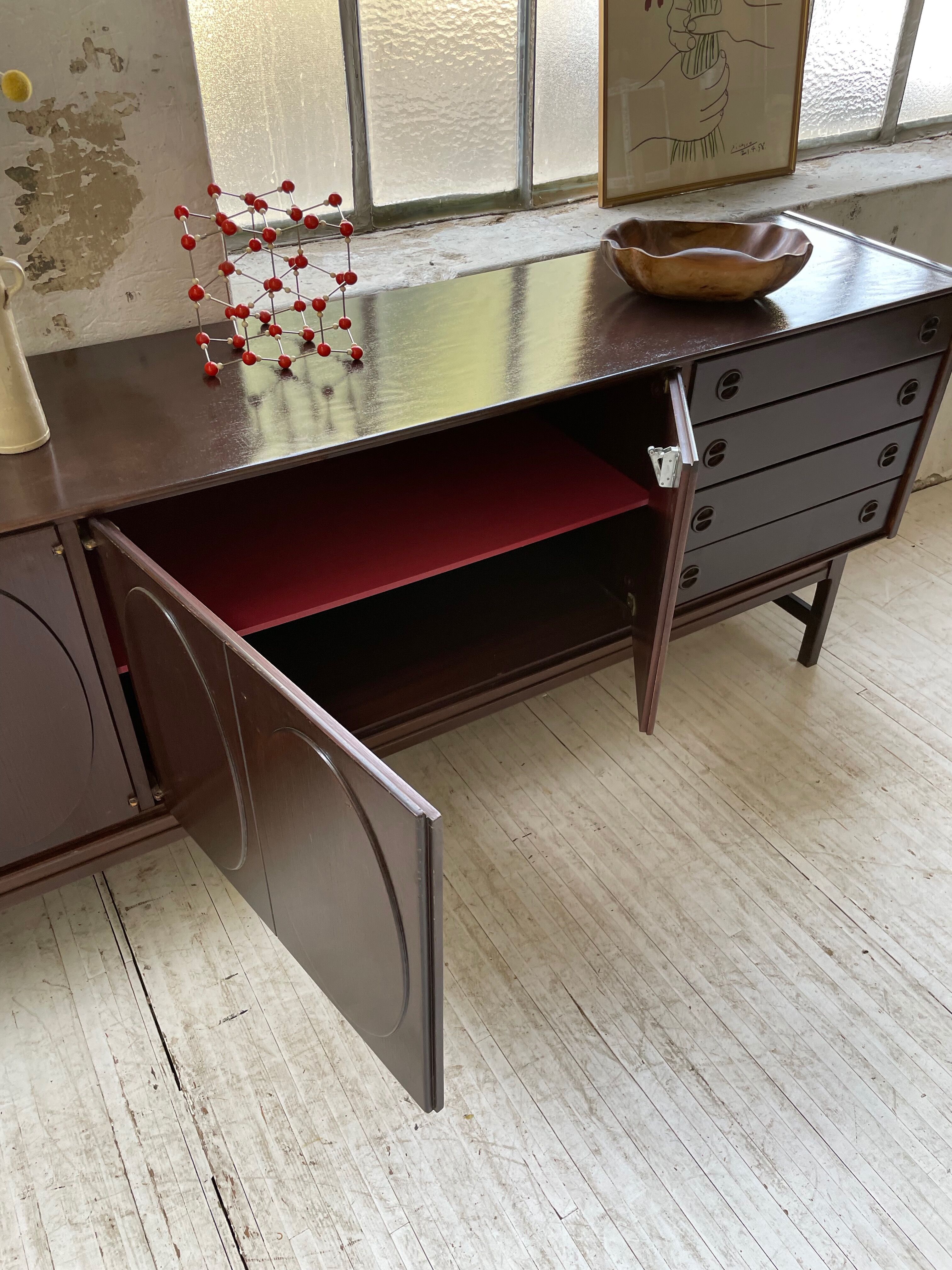 Walnut row Roche Bobois 240 cm