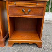 Pair of English yew wood bedside tables – Bradley Made in England 19