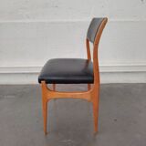 Set of 4 Scandinavian style chairs