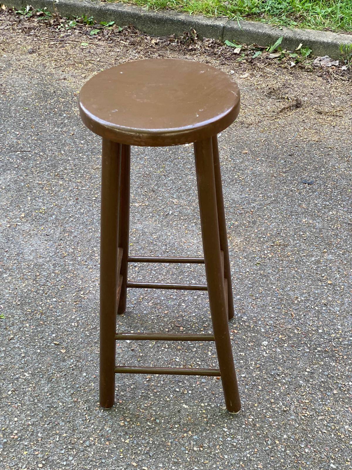 Vintage high bar stool in solid wood 72cm