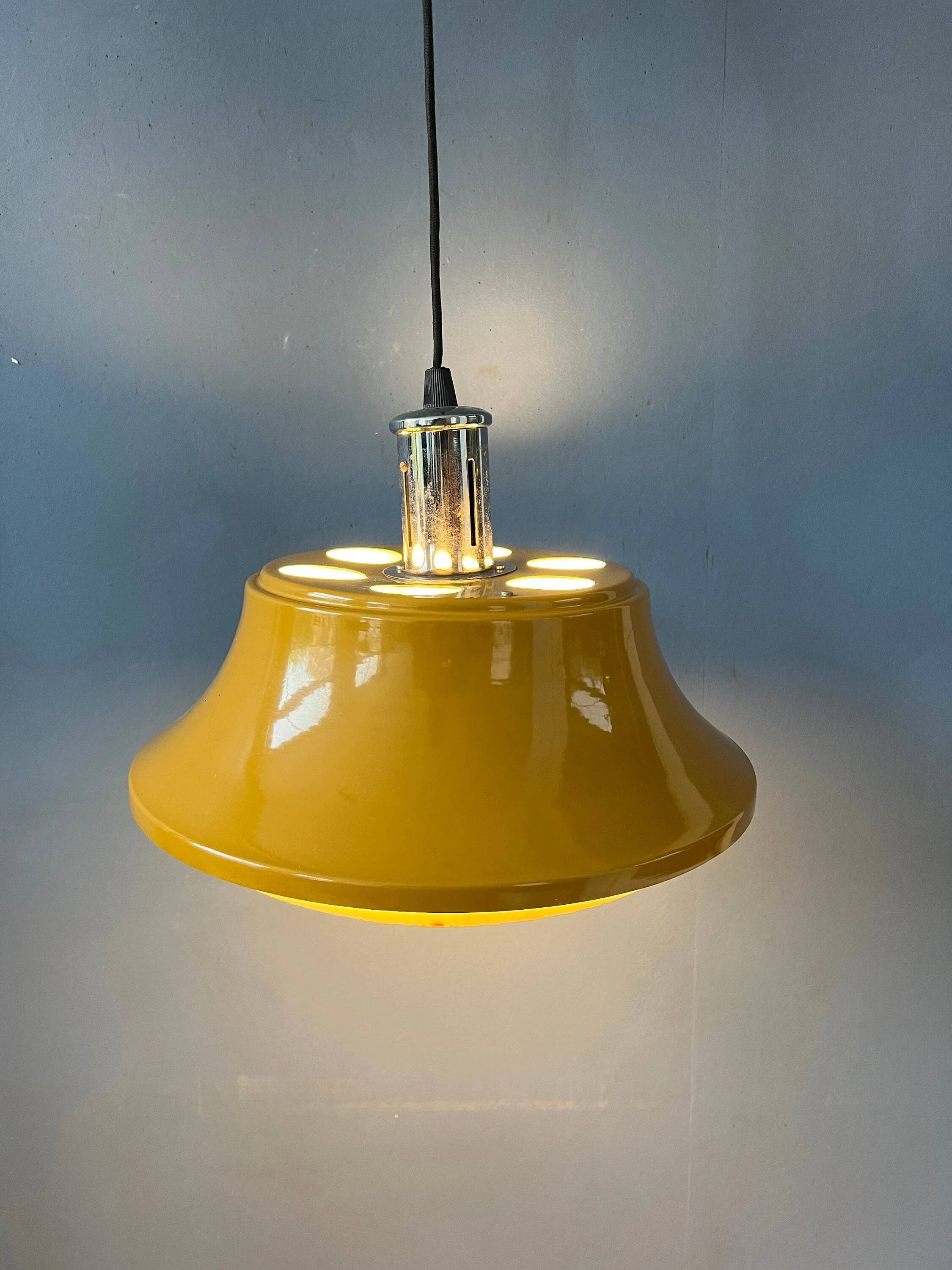 Yellow metal suspension Mid-Century