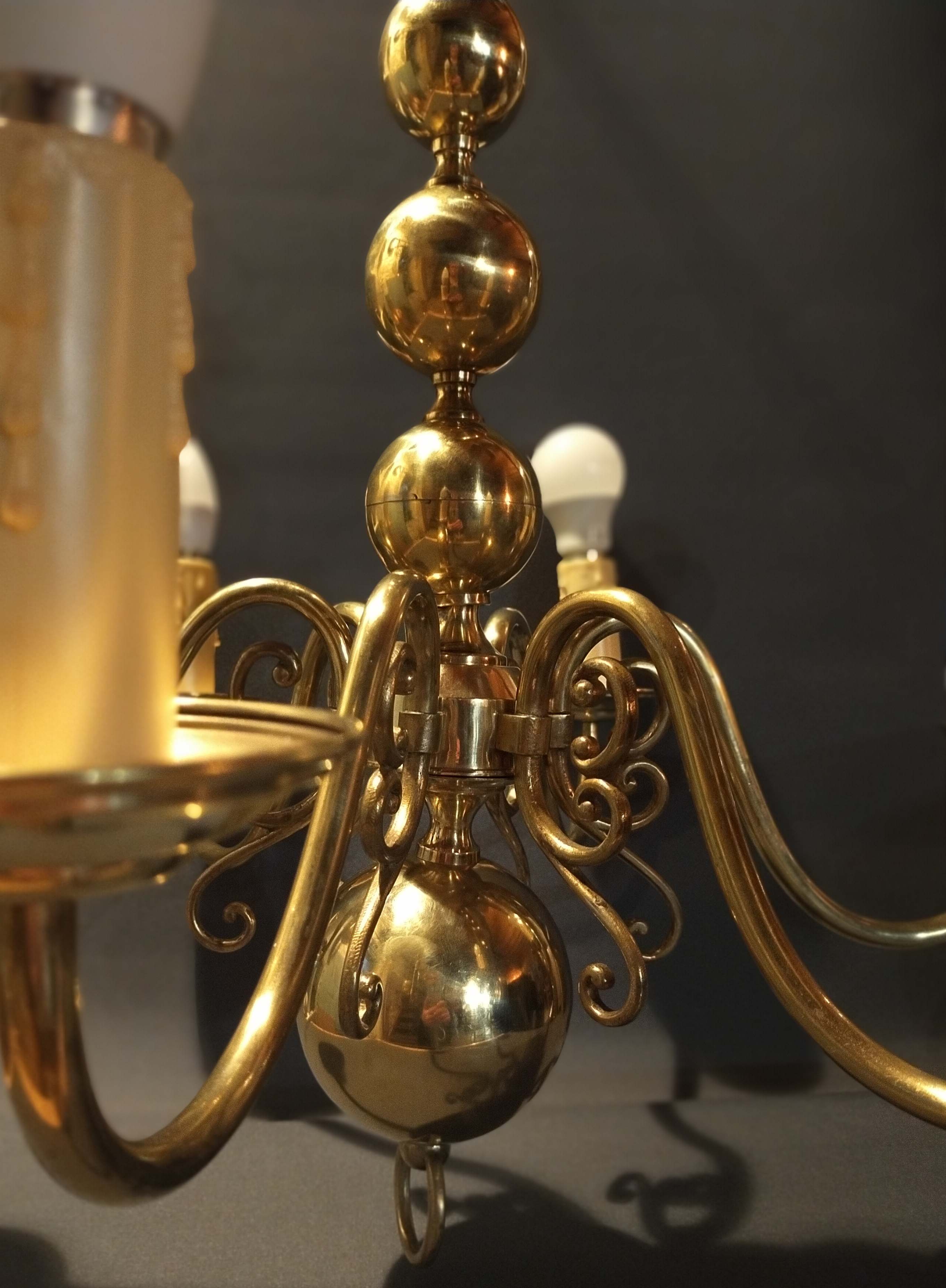 Dutch chandelier 6 lights