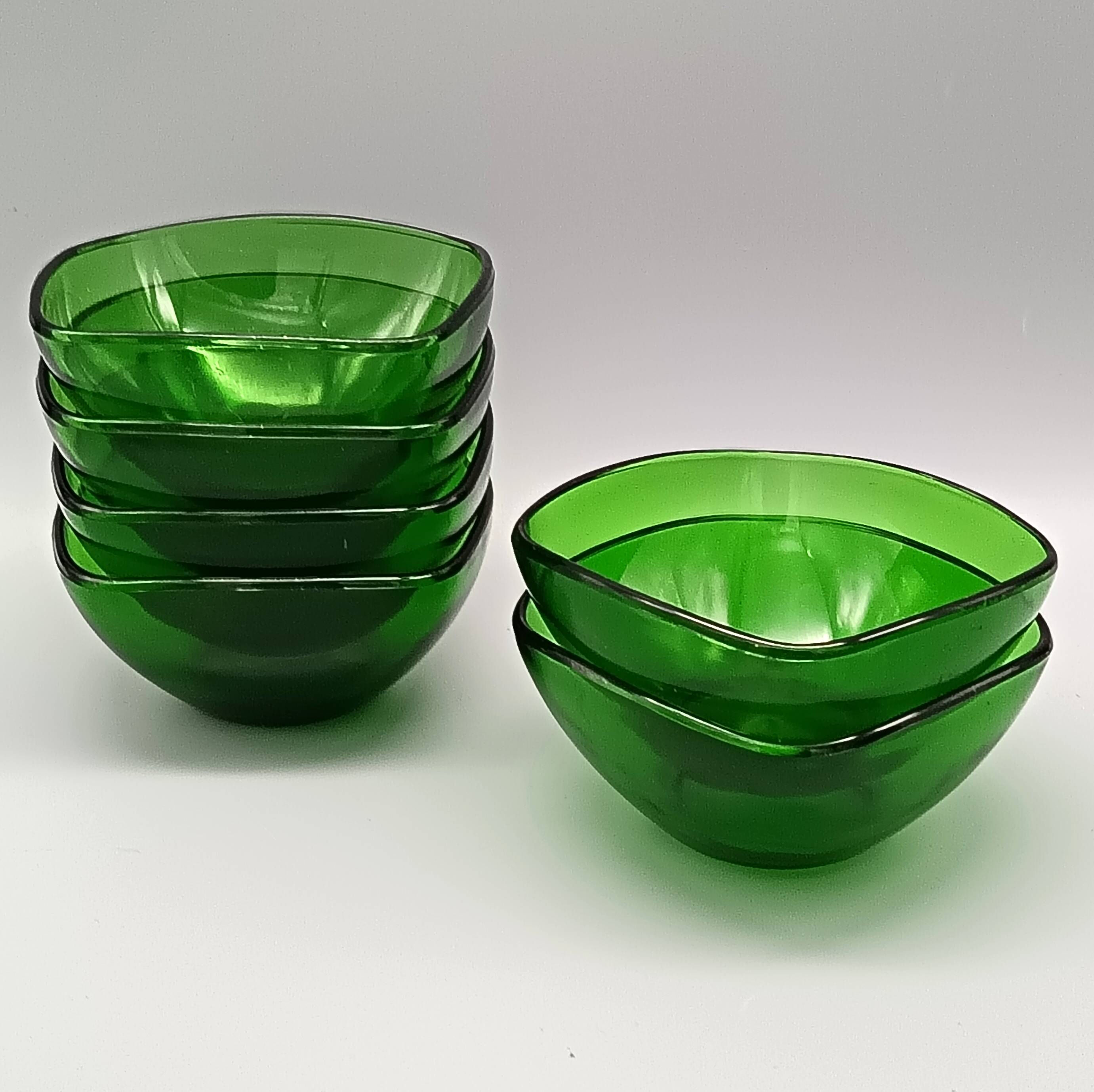 6 Vereco emerald green dessert bowls, vintage France