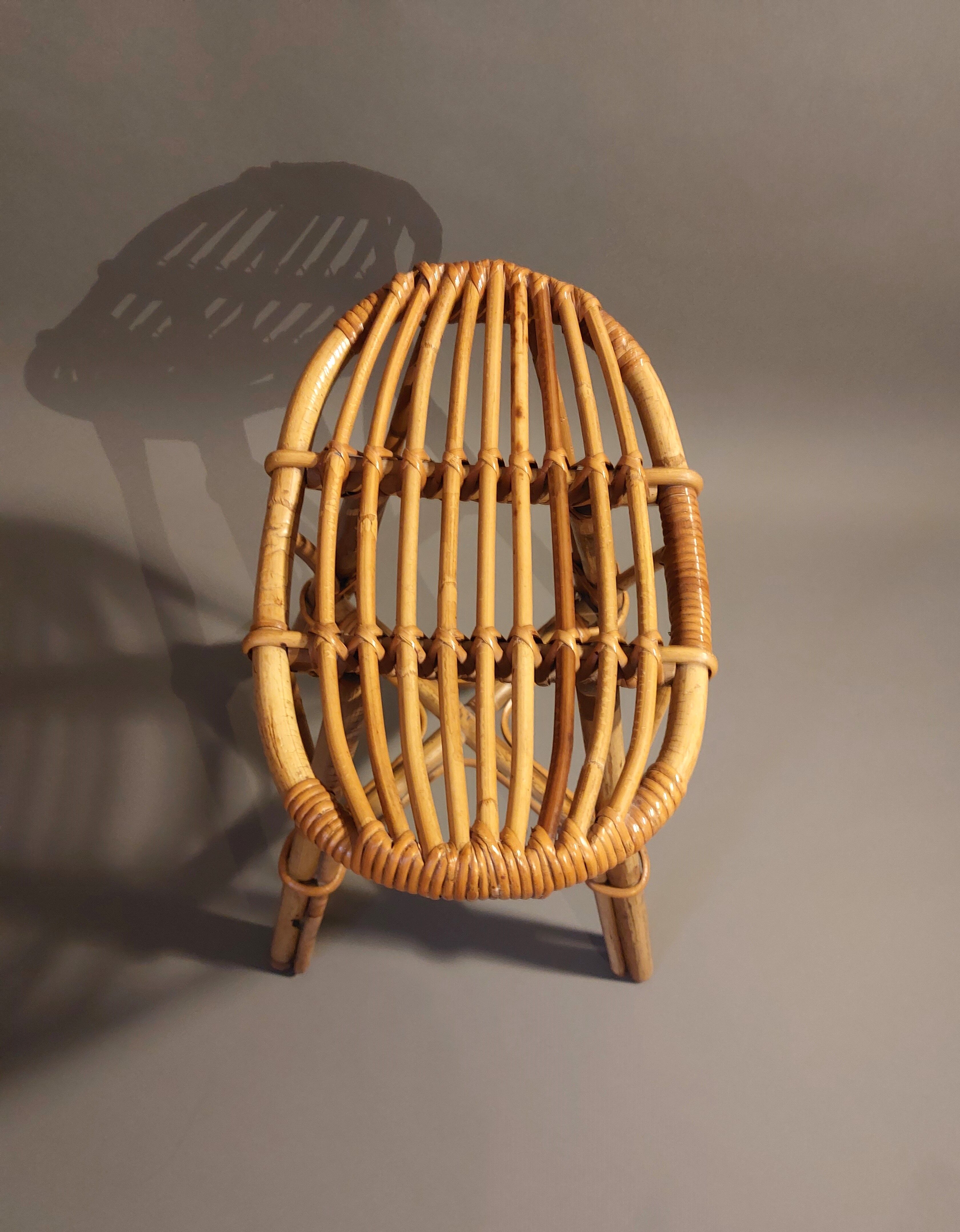 Vintage rattan stool 1960/1970.