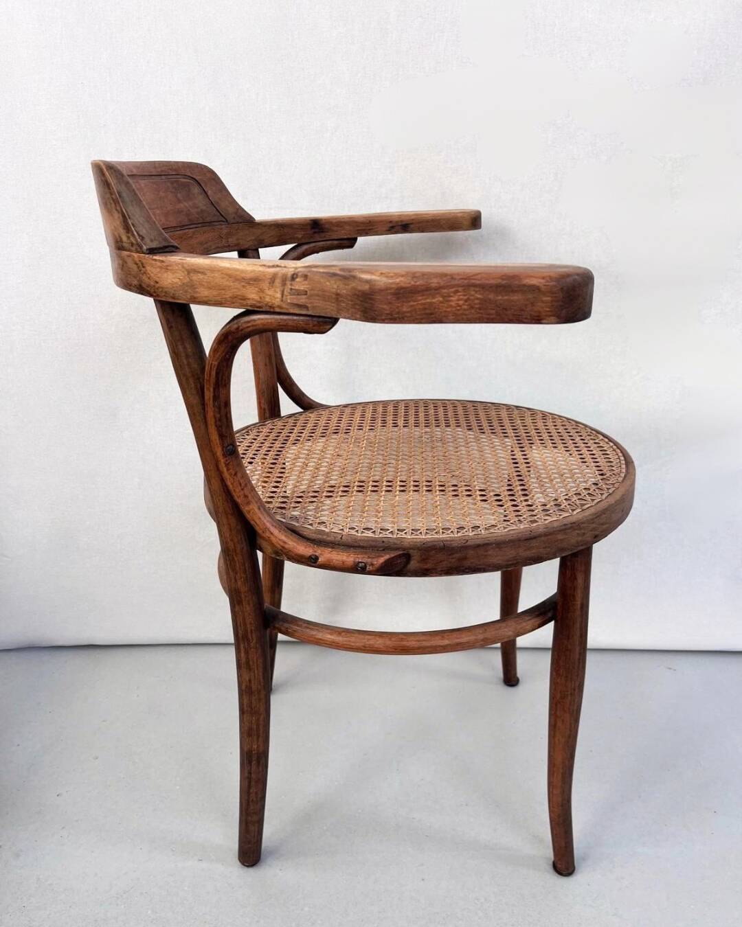 bridge armchair