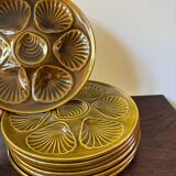 Set of 7 vintage khaki oyster plates