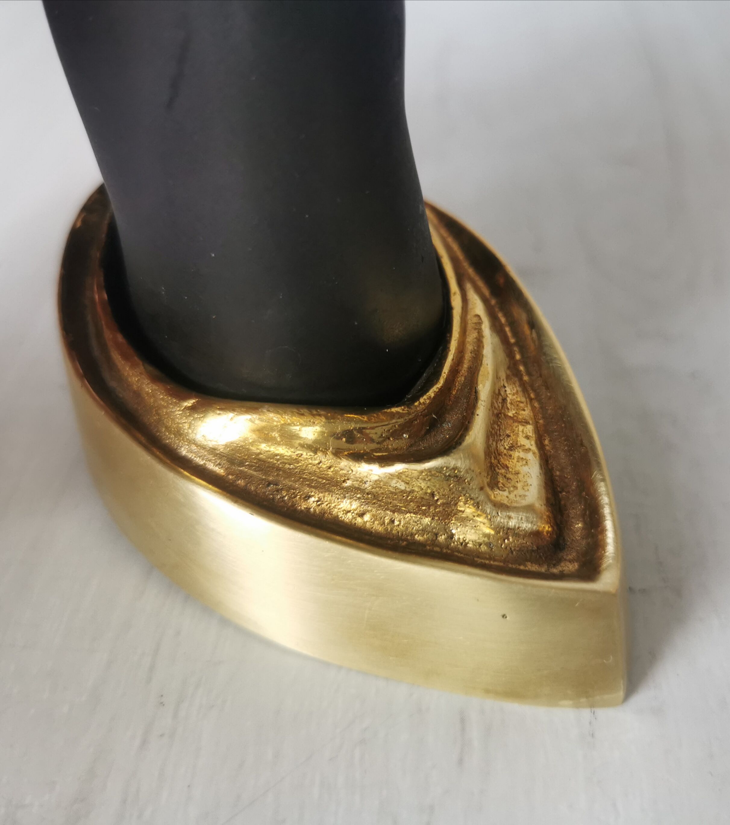 Pair of brass hand flare appliques