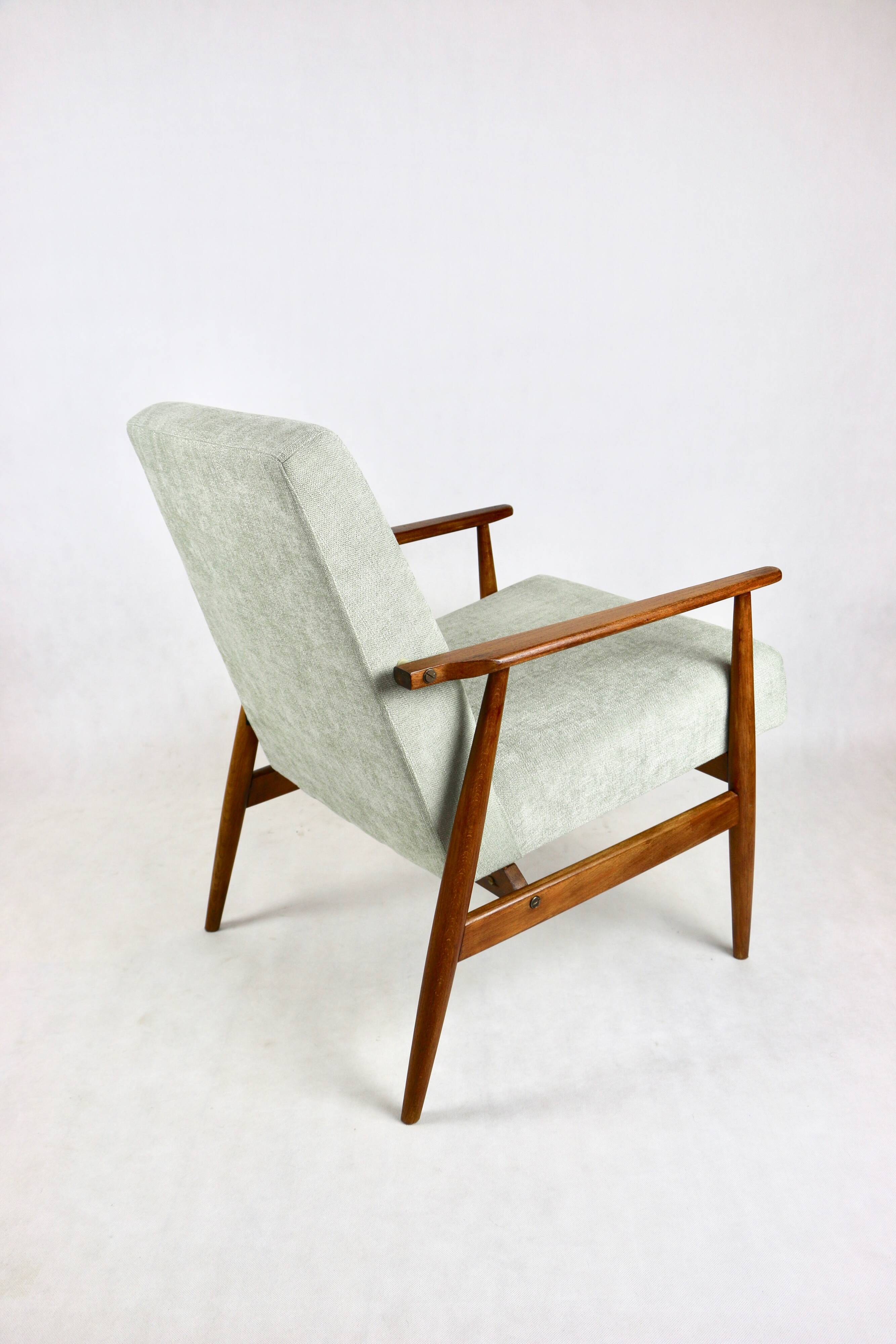 Fauteuil 'Lis', années 1970, vert clair, design Henryk Lis - bois naturel