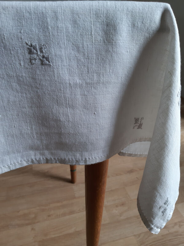 Old linen/cotton and fine embroidery