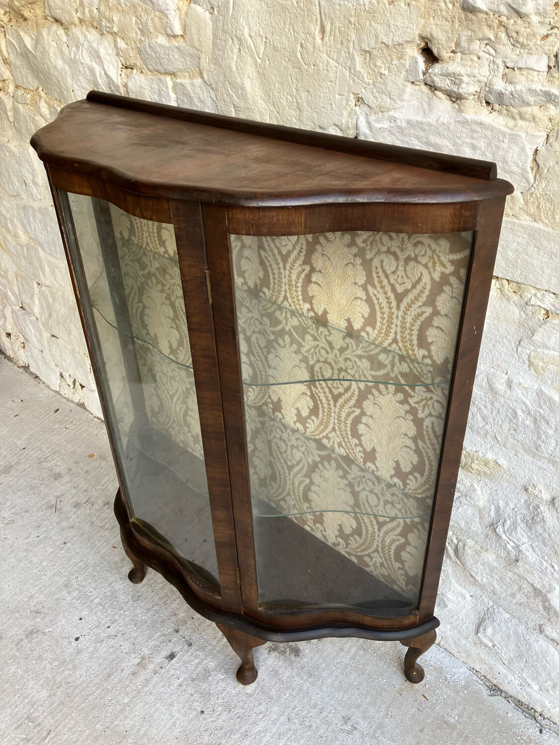 English showcase 1900