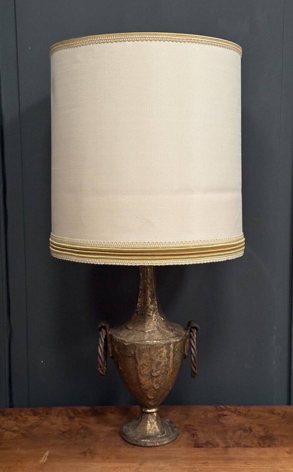 Brutalist lamp 1970 in gilded metal with rings