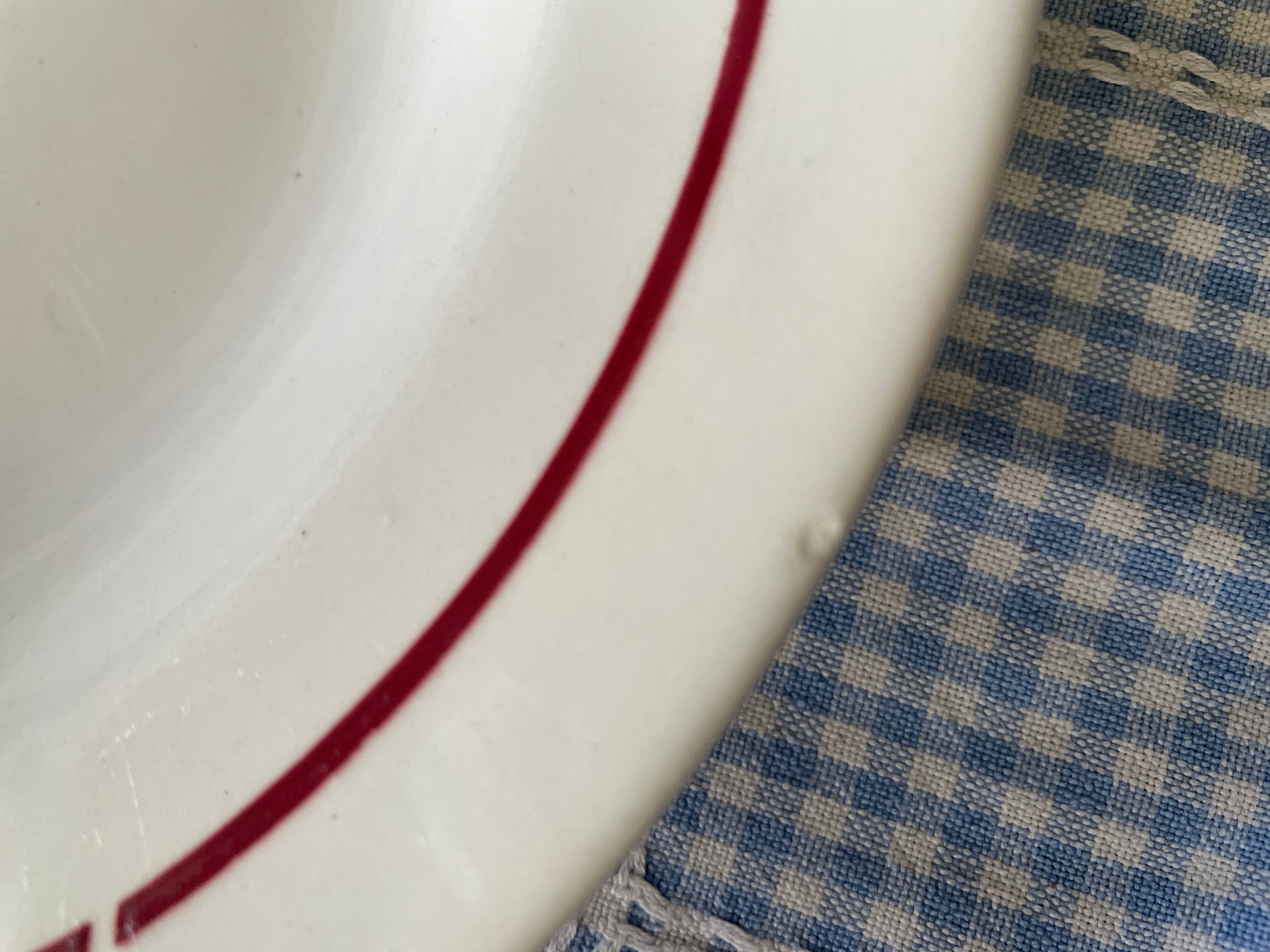 Mismatched old hollow plates